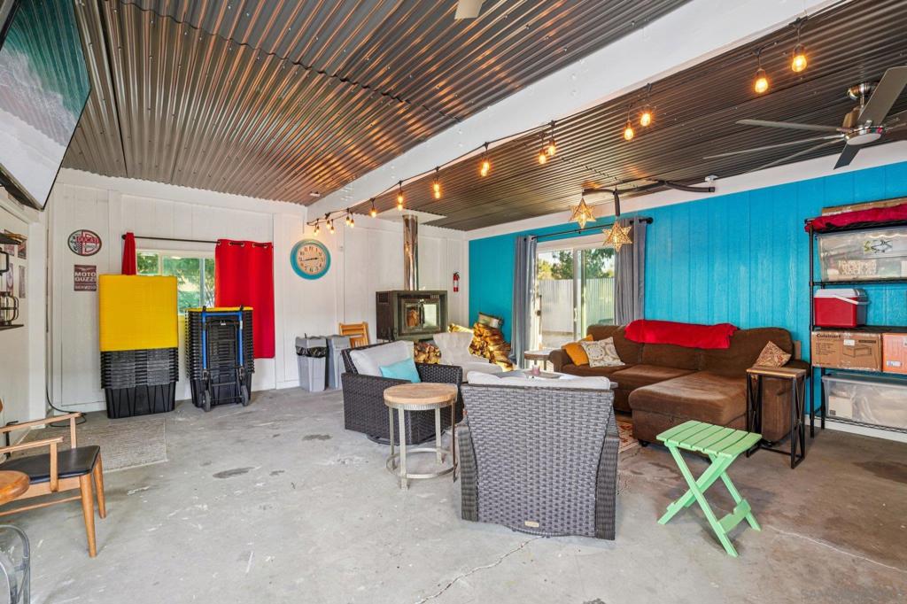 MLS #250043633SD image #29