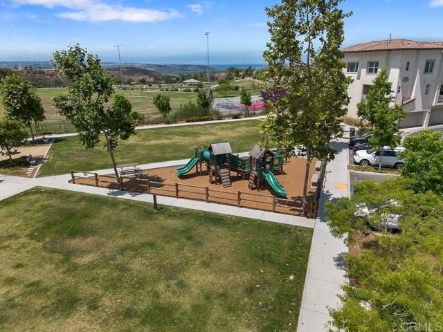5241 Rockfish Lane, San Diego CA: https://media.crmls.org/mediaz/fa0930db-cf00-4a14-9212-48c47a737944.jpg