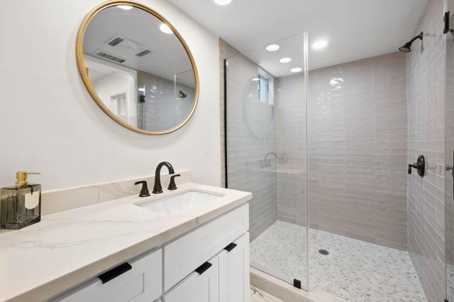 43419 Deglet Noor Street, Indio CA: https://media.crmls.org/mediaz/fa09a97a-7e3d-444e-a245-cf8b289b97a0.jpg