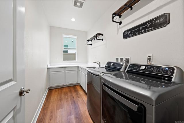1228 Spivey Rd, Chula Vista CA: https://media.crmls.org/mediaz/fa0a11c7-b048-43a7-844c-977448634c96.jpg