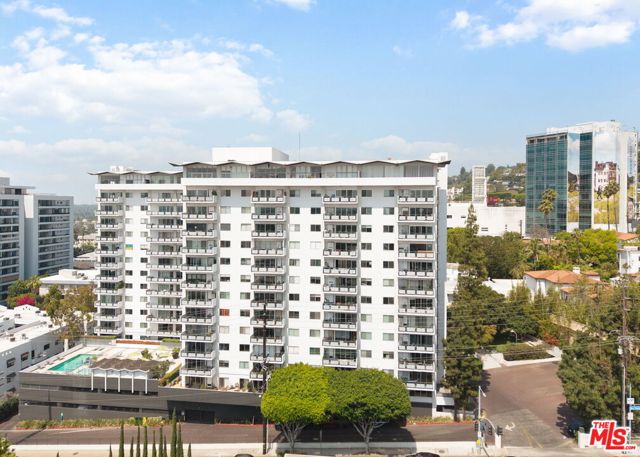 1155 N La Cienega Boulevard, West Hollywood CA: https://media.crmls.org/mediaz/fa0a94a8-615d-4396-b2d6-1bf02727ca7e.jpg