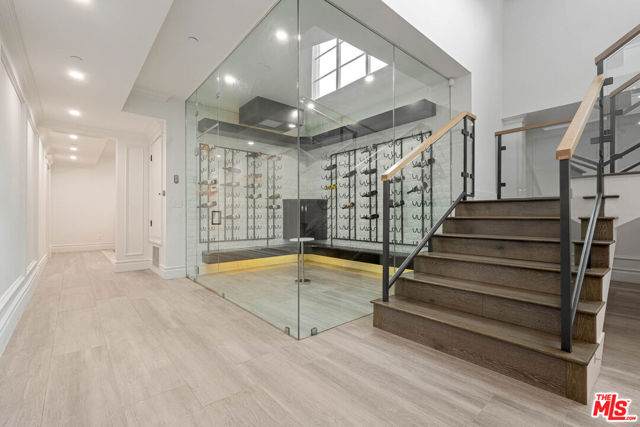 126 N Canyon View Drive, Los Angeles CA: https://media.crmls.org/mediaz/fa0ab3f8-36ba-44a7-a308-fb9c44407667.jpg