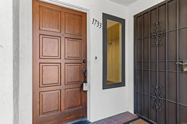 1733 Pepper Drive, El Cajon CA: https://media.crmls.org/mediaz/fa0b880a-97ff-4353-bfea-c5a359b9d6c4.jpg