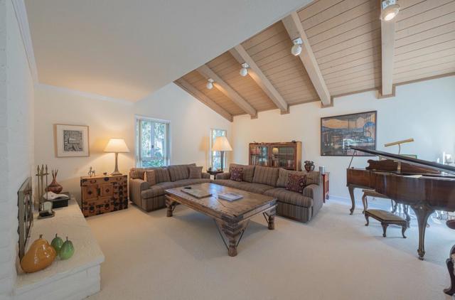 397 B Corral De Tierra Road,  CA: https://media.crmls.org/mediaz/fa0c538e-20f2-41f9-9c0a-5068cac6aa49.jpg