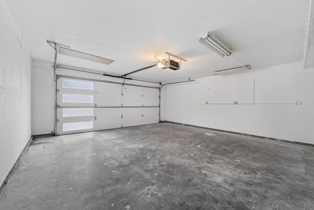 707 Santa Cruz Lane, Foster City CA: https://media.crmls.org/mediaz/fa0c6f25-238b-44d5-985a-4d16ce4d6541.jpg