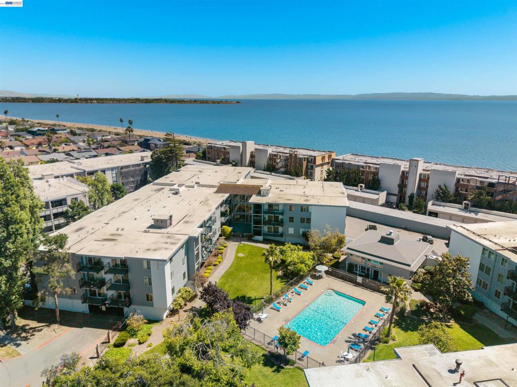 960 Shorepoint Court #214