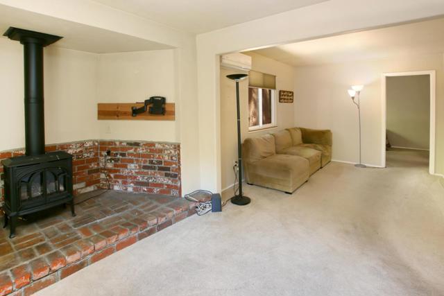 116 Wildrose Terrace, Boulder Creek CA: https://media.crmls.org/mediaz/fa0d77f6-72e0-444e-98f6-032e69390f17.jpg