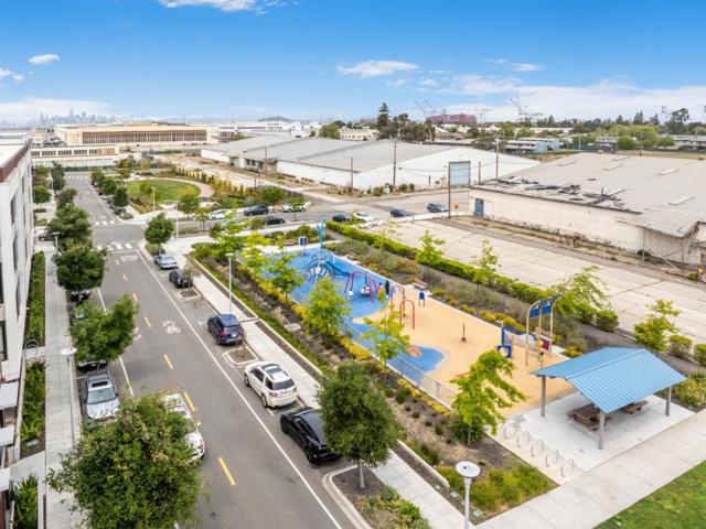 2180 Corsair Street, Alameda CA: https://media.crmls.org/mediaz/fa0d9593-1f16-4dca-a5ee-d955492a0420.jpg