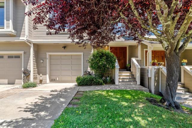 17 Carriage Lane, Scotts Valley CA: https://media.crmls.org/mediaz/fa0e27ae-8735-408a-837a-482c953ef45b.jpg