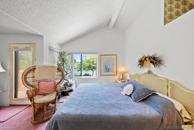 2100 Northshore Drive, Chula Vista CA: https://media.crmls.org/mediaz/fa0edaa1-d944-4479-8884-87b917fc60b0.jpg