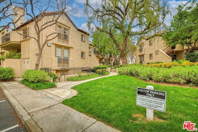 24125 Del Monte Drive, Valencia CA: https://media.crmls.org/mediaz/fa0fa7a9-5c56-4562-a68d-0546b78f0203.jpg