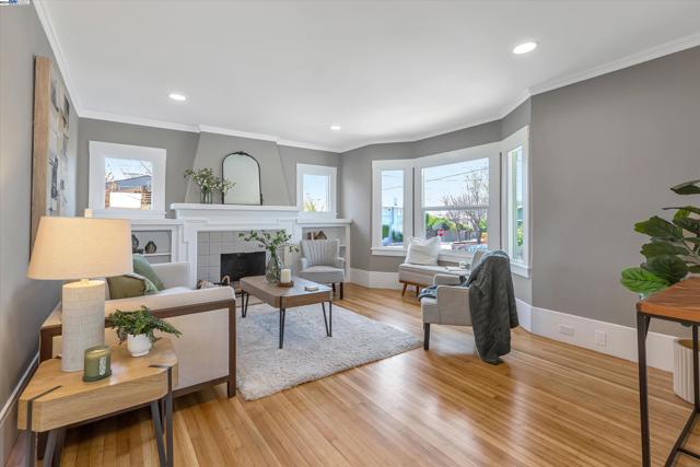 Details for 5286 Belvedere Street, Oakland, CA 94601
