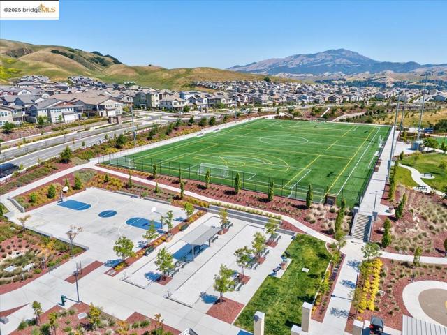 2712 Via Vicenza, San Ramon CA: https://media.crmls.org/mediaz/fa11b5df-8544-432d-aea8-a5034c2bc7b5.jpg