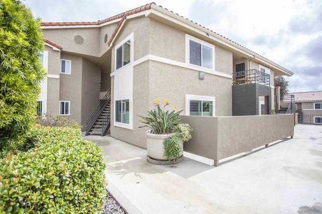 7425 Charmant Dr, San Diego CA: https://media.crmls.org/mediaz/fa12f937-3887-4833-b30d-b2a573c097fb.jpg