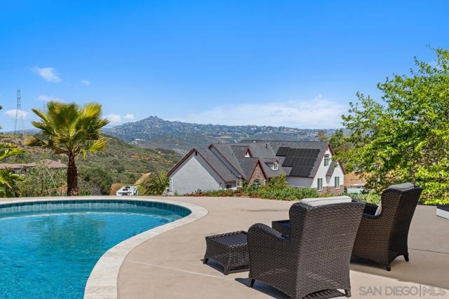 3049 Millar Ranch Rd, Spring Valley CA: https://media.crmls.org/mediaz/fa131b15-8c93-4cb9-94f0-d75dbefbb77c.jpg