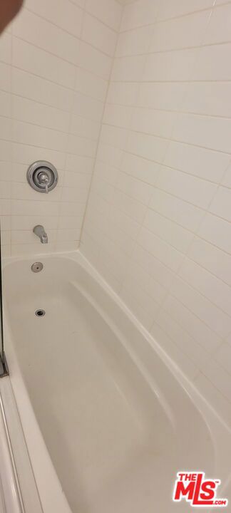 305 Broadway Street, 4 photo 33