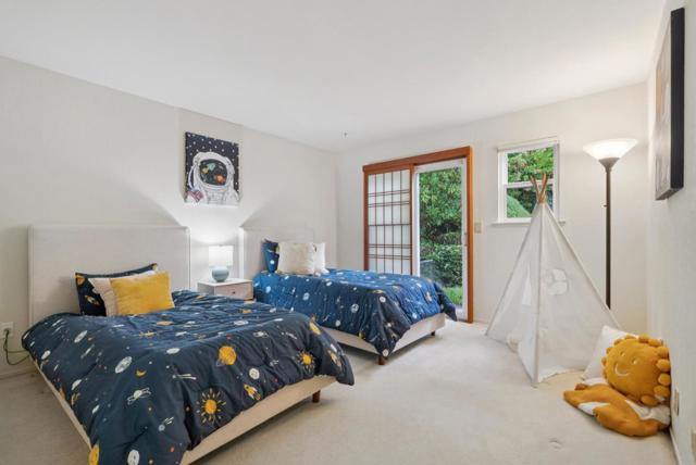 21193 Michaels Drive, Saratoga CA: https://media.crmls.org/mediaz/fa15df6f-8d0e-46b2-b834-dccc6e781acd.jpg