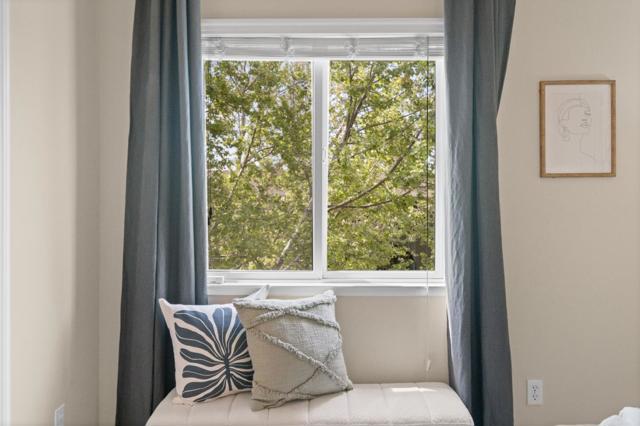 427 Willow Glen Way, San Jose CA: https://media.crmls.org/mediaz/fa16bb34-3436-4fd9-a8b7-fdccf9130a8b.jpg