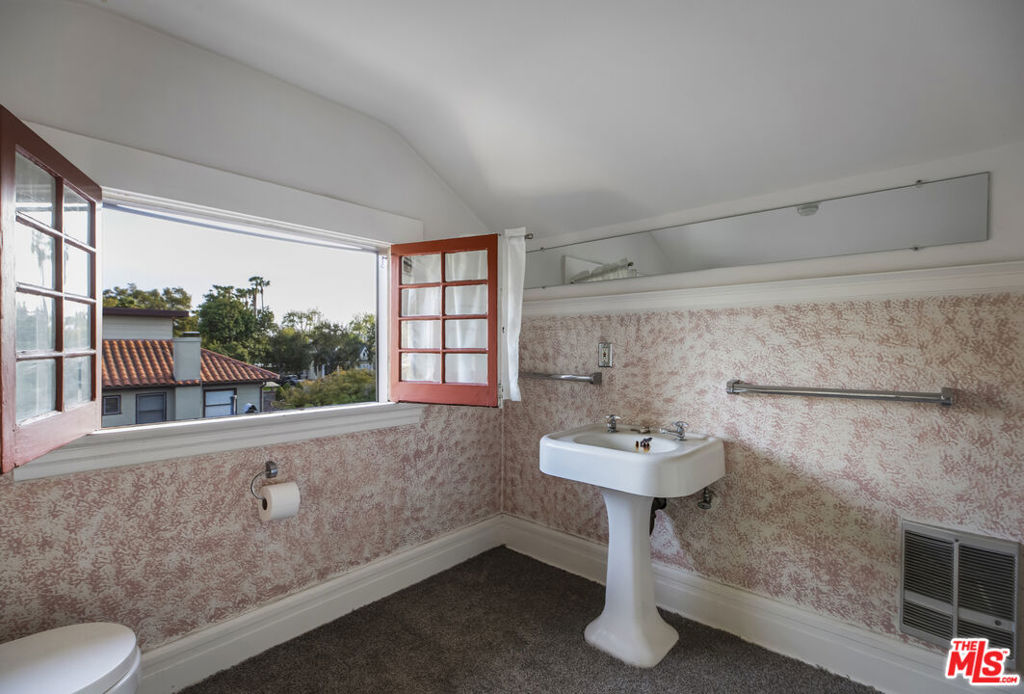 MLS #25544563 img 62