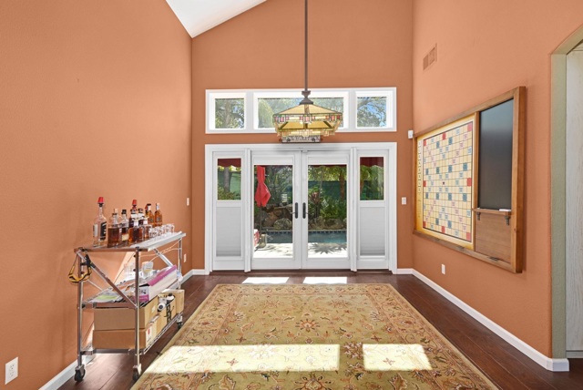 5233 Boulder Ct, Concord CA: https://media.crmls.org/mediaz/fa183710-e34f-47fb-8914-1cf76396507d.jpg