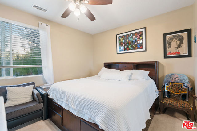 633 Noble Road, Simi Valley CA: https://media.crmls.org/mediaz/fa18627c-a9bb-4634-a054-ec5671260e44.jpg