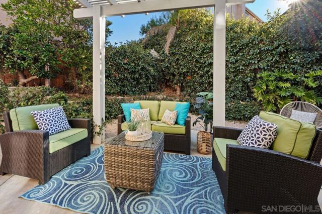 2975 River Shadow Ct, Alpine CA: https://media.crmls.org/mediaz/fa187010-45fe-4aae-bba7-d708f8e62f51.jpg