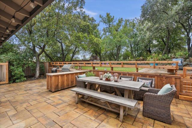 6641 Leyland Park Drive, San Jose CA: https://media.crmls.org/mediaz/fa19929b-ee65-4e23-8607-00661f7e4734.jpg