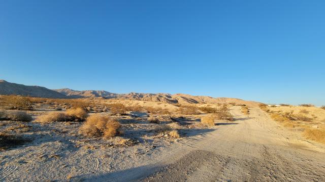 0 Quail Road, Desert Hot Springs CA: https://media.crmls.org/mediaz/fa19c8ac-1d05-41da-bb57-1e1c4a128e8d.jpg