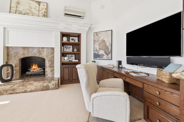 345 Crest Lake Drive, Palm Desert, CA 92211