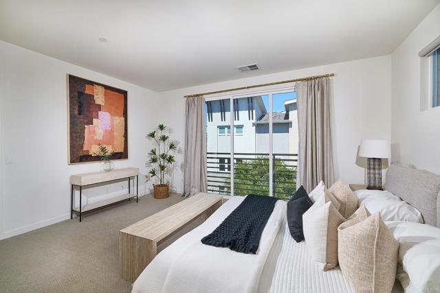 6140 Colt Place, Carlsbad CA: https://media.crmls.org/mediaz/fa1aaeb5-fd71-41fe-b80d-199eb735ac7f.jpg