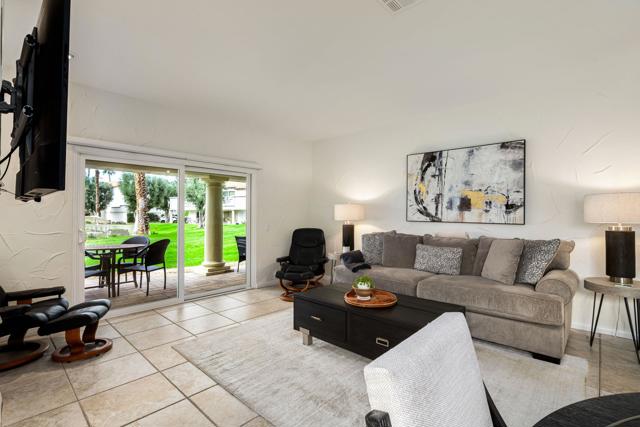 678 Vista Lago Circle N, Palm Desert, CA 92211