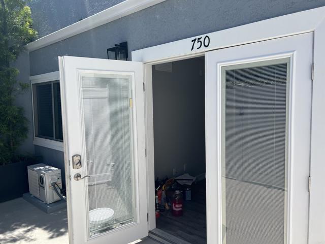 Image 2 of 17 For 750 E Ave  