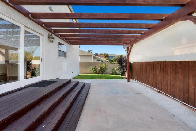 619 Beryl Street, Redondo Beach CA: https://media.crmls.org/mediaz/fa1cacdc-7a55-49a4-8376-15736a64d614.jpg