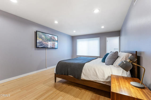 Detail Gallery Image 39 of 47 For 11912 Riverside Dr #20,  Valley Village,  CA 91607 - 2 Beds | 3 Baths