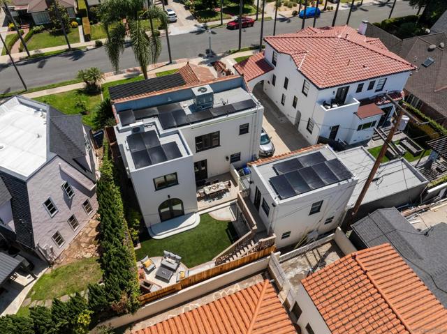 4374 Adams Ave, San Diego CA: https://media.crmls.org/mediaz/fa1ce2f2-705e-493d-ae6c-84d07a914447.jpg