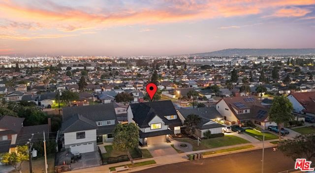 1722 E Turmont Street, Carson CA: https://media.crmls.org/mediaz/fa1d432a-8659-4d9a-ac8a-b9e093379b6b.jpg
