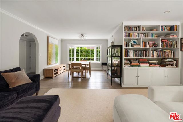 3479 Mandeville Canyon Road, Los Angeles CA: https://media.crmls.org/mediaz/fa1e1ea4-d63f-4f84-8691-bb886f2fa205.jpg