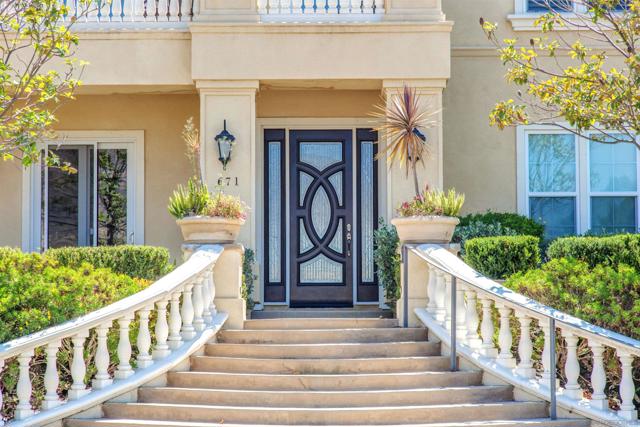 671 Via Maggiore, Chula Vista CA: https://media.crmls.org/mediaz/fa1e6c8f-415d-4cad-b3c2-118dda0f3aa3.jpg
