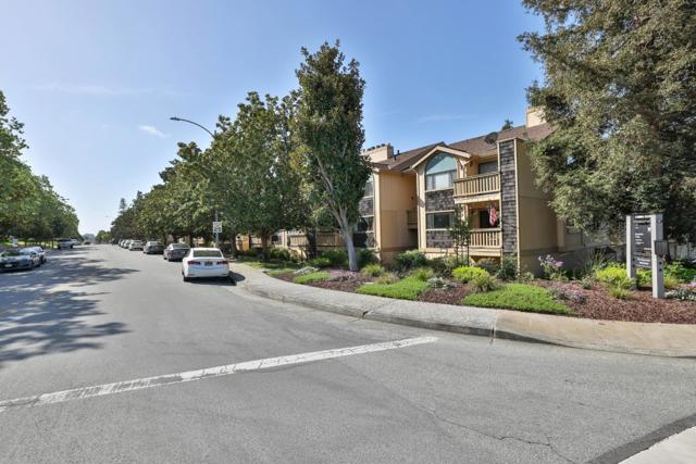 16933 Sorrel Way, Morgan Hill CA: https://media.crmls.org/mediaz/fa1e7091-39ac-4df2-839f-e6f27cabdaec.jpg