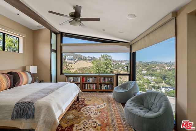 Drew Fenton | 1024 Lindenwood Lane Los Angeles CA | MLS: 7292119
