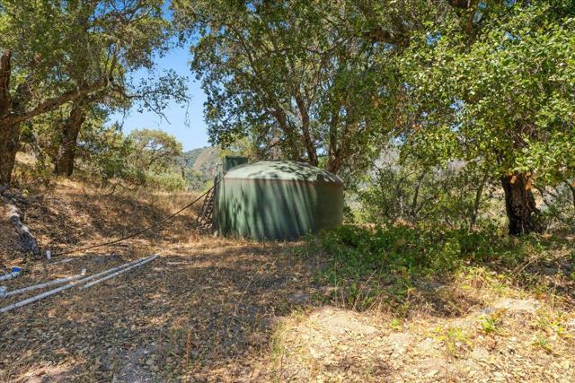 47292 Arroyo Seco Road, Greenfield CA: https://media.crmls.org/mediaz/fa1f6c39-7c34-4296-9d4e-1e7380be17d1.jpg