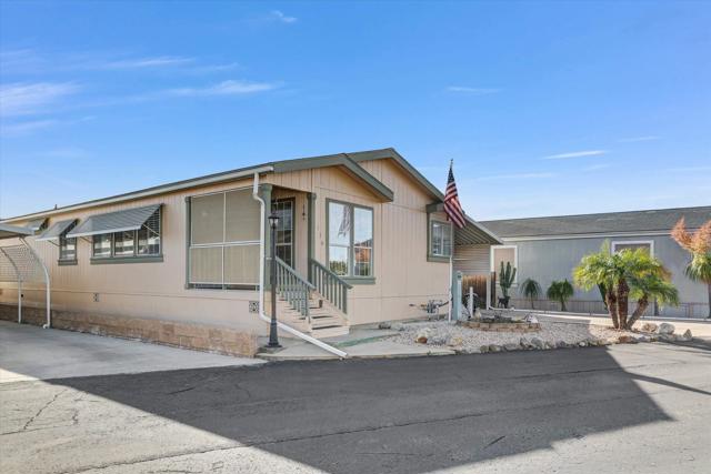 Detail Gallery Image 3 of 29 For 2400 Alpine Blvd. #136,  Alpine,  CA 91901 - 3 Beds | 2 Baths