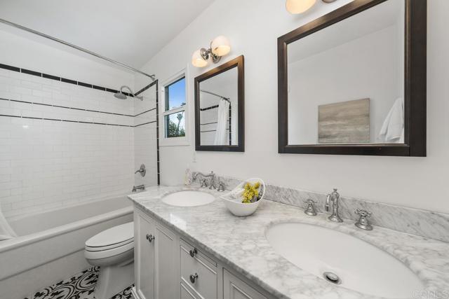 1400 Angelus Avenue, Los Angeles CA: https://media.crmls.org/mediaz/fa20971b-4fff-4571-aa2e-93569b252704.jpg