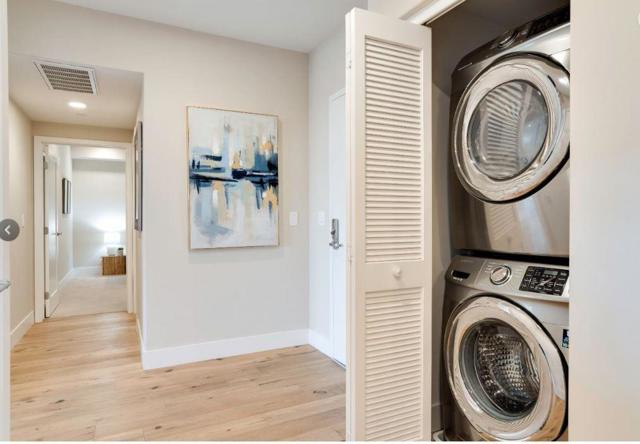 400 Mariners Island Boulevard, San Mateo CA: https://media.crmls.org/mediaz/fa21d140-2248-458e-b121-9d09c78c0d3f.jpg