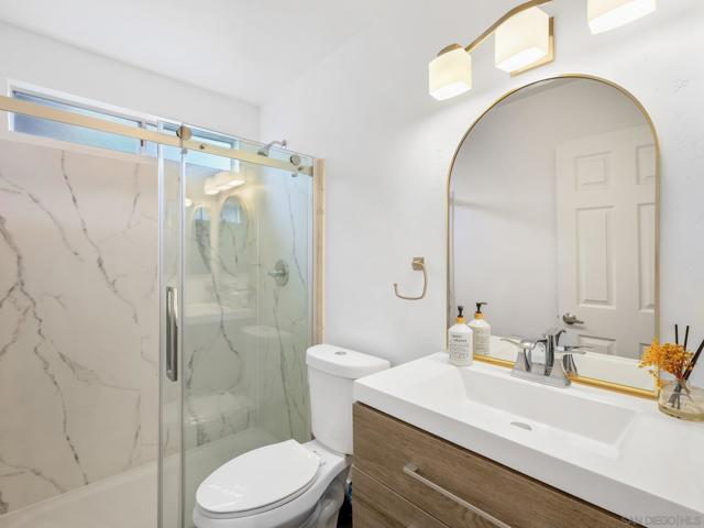 14813 Morningside Dr, Poway CA: https://media.crmls.org/mediaz/fa2260f0-b858-4a09-a2fa-e97de9a5d11a.jpg