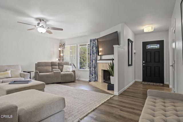 Detail Gallery Image 5 of 38 For 3151 W Hemlock St, Oxnard,  CA 93035 - 3 Beds | 2 Baths
