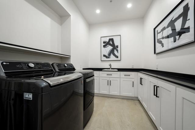 74846 Fox Hills Court, Palm Desert CA: https://media.crmls.org/mediaz/fa251042-3d0b-4142-99ad-40d7ae66ffa6.jpg