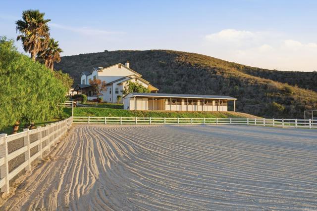 Detail Gallery Image 55 of 65 For 1925 Robinhood Rd, Vista,  CA 92084 - 5 Beds | 4/1 Baths