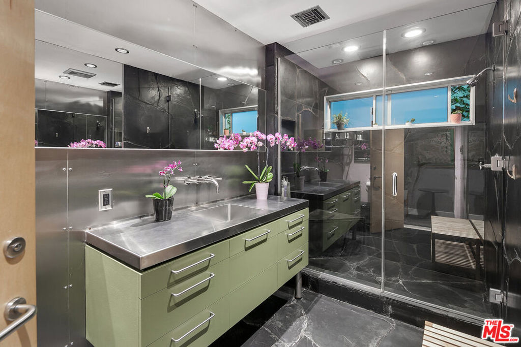 MLS #25621947 image #18