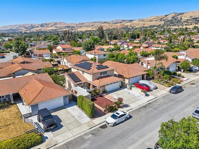 3065 Centerwood Way, San Jose CA: https://media.crmls.org/mediaz/fa2623c8-a0cb-4dfb-8537-8ea92664998b.jpg